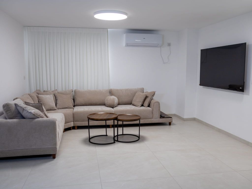 חלל האירוח המעוצב של Casa Romano בגליל העליון