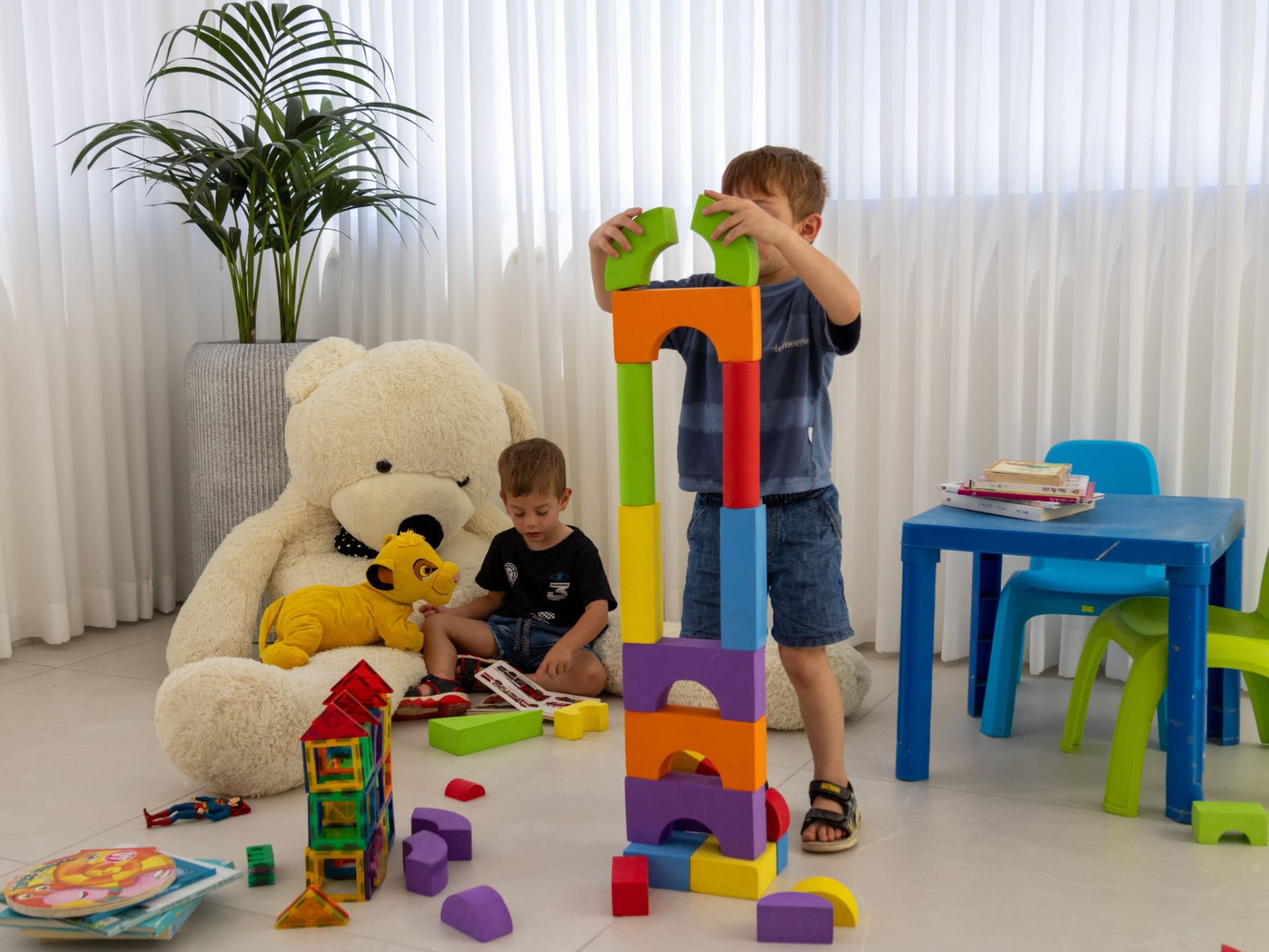 חדר משחקים לילדים עם קוביות
